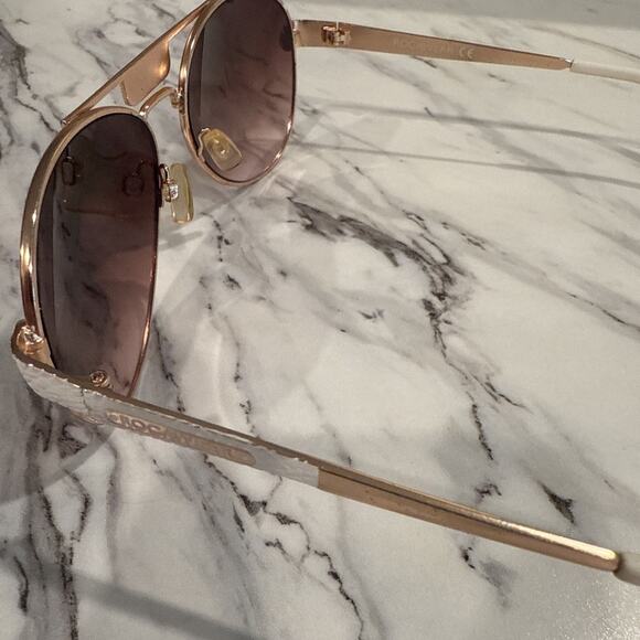 Rocawear R552 Women’s Sunglasses Gold/White Frame Read - Picture 5 of 7